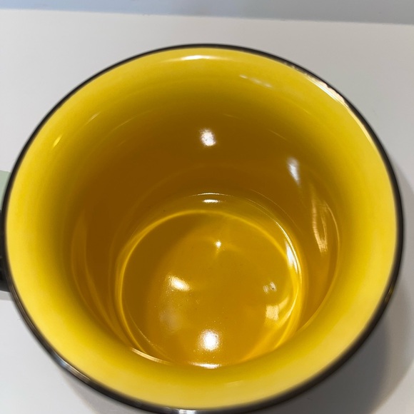 Busy Bee Ceramic Mug! - Picture 8 of 8